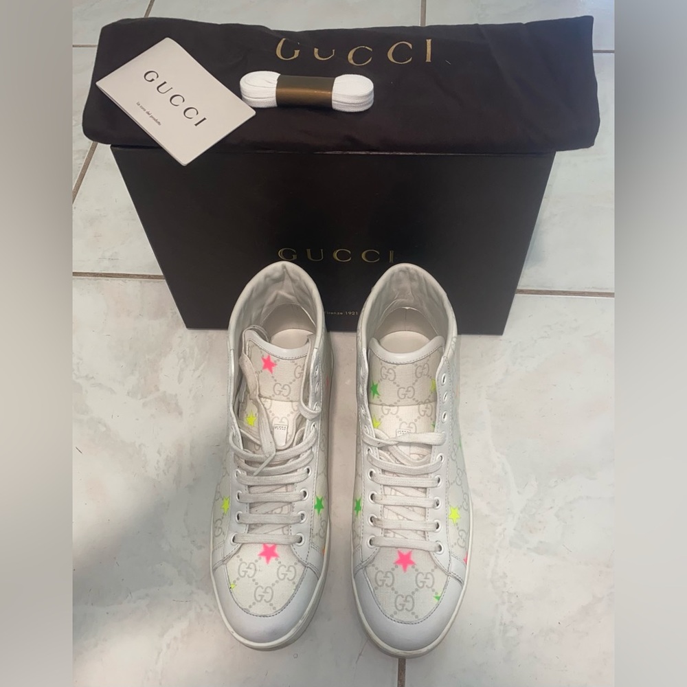 Gucci Supreme Stars Leather Sneakers - Picture 9 of 10